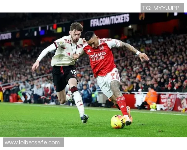 英超精彩对决利物浦与阿森纳战成平局绝杀瞬间引发全场狂欢