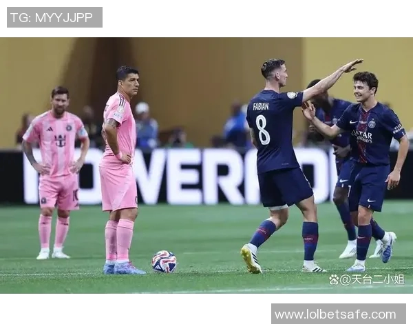 国王杯精彩对决拜仁大胜巴黎圣日耳曼点球大战引发全场狂欢